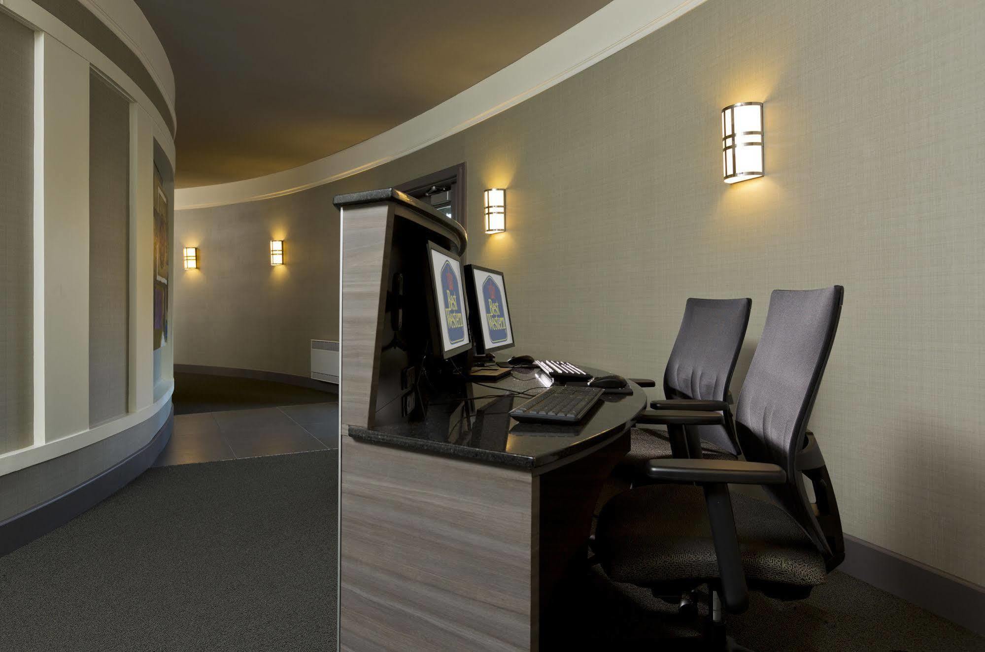 Best Western Premier Hotel Aristocrate Квебек Бизнес фото
